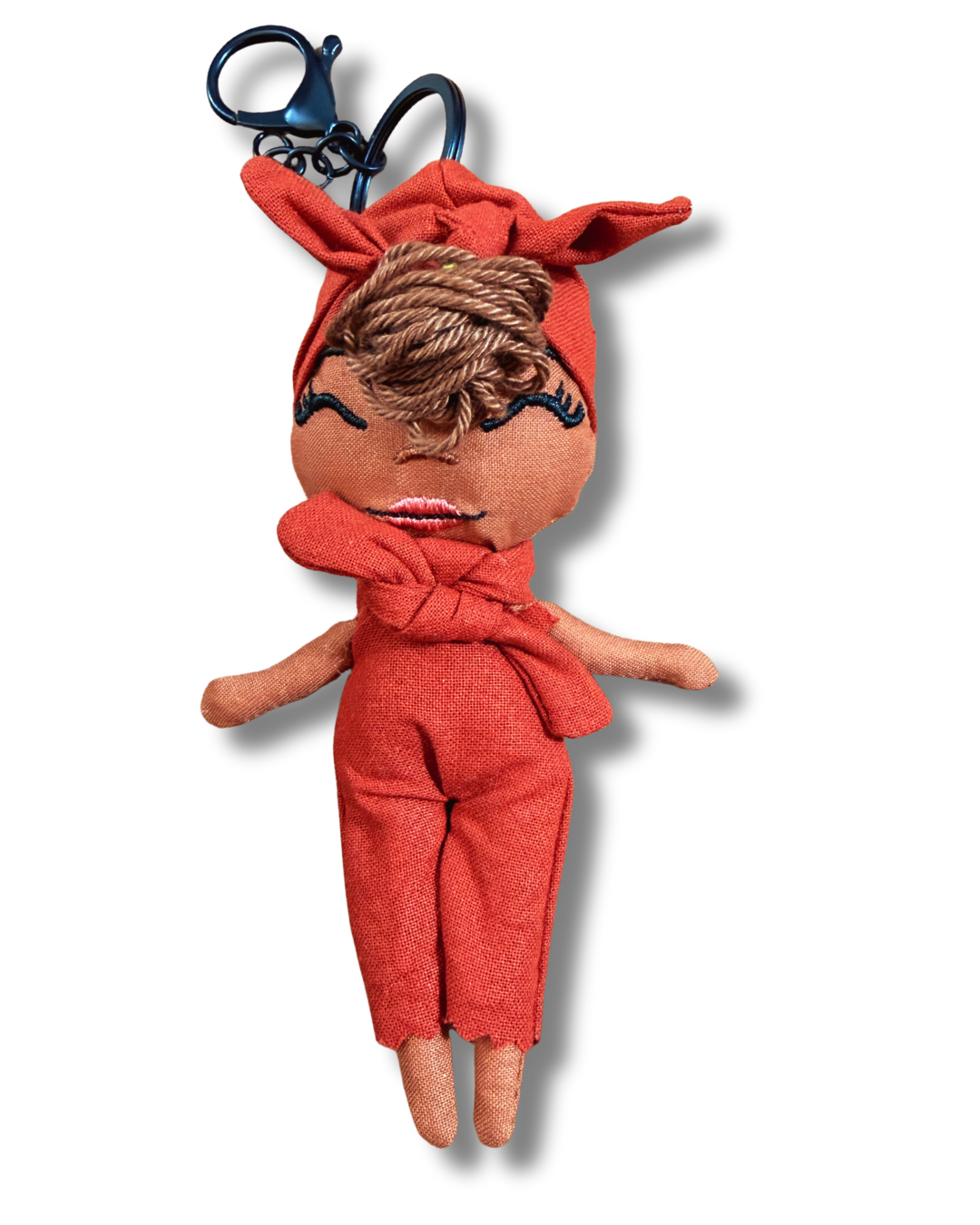 Douclé 29 – La poupée porte-clés faite main | Den Baya