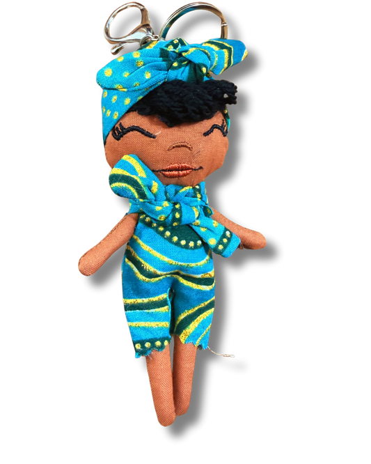 Douclé 20 – La poupée porte-clés faite main | Den Baya