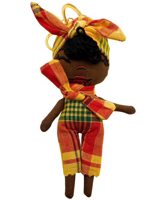 Douclé 54 – La poupée porte-clés faite main | Den Baya