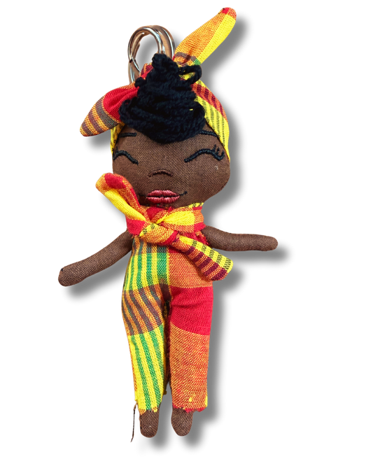 Douclé 9 – La poupée porte-clés faite main | Den Baya