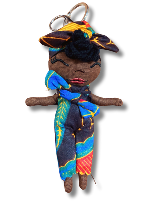 Douclé 28 – La poupée porte-clés faite main | Den Baya