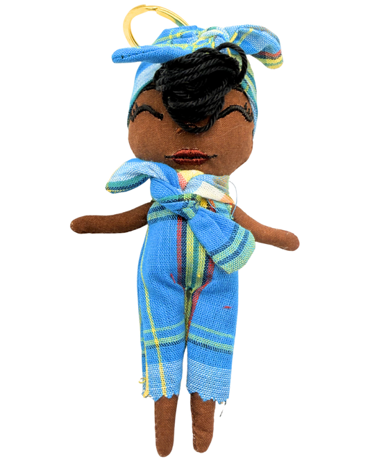 Douclé 66 – La poupée porte-clés faite main | Den Baya
