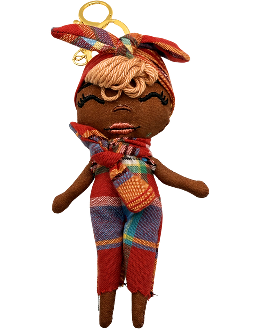Douclé 09 – La poupée porte-clés faite main | Den Baya