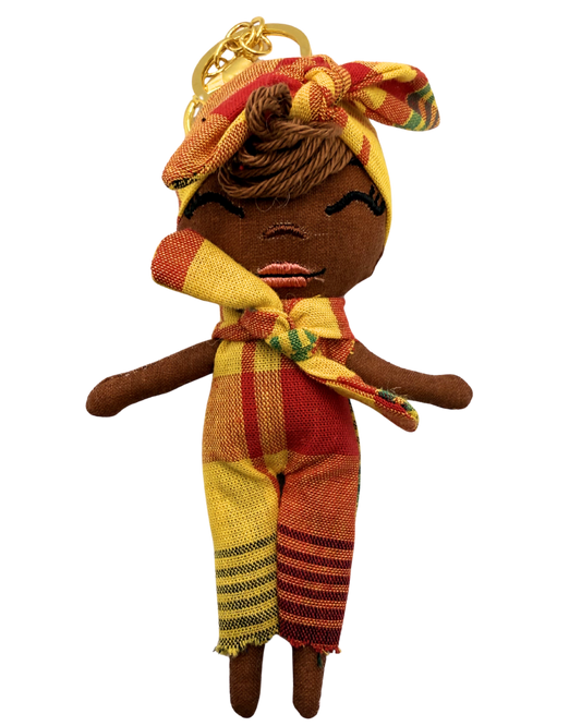 Douclé 72 – La poupée porte-clés faite main | Den Baya