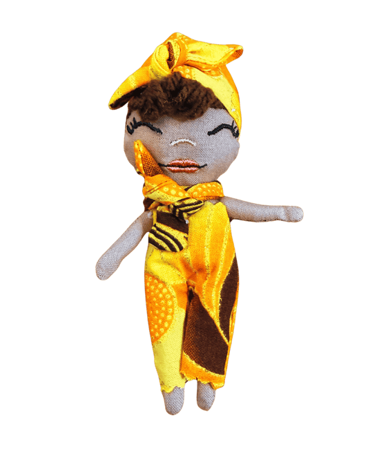 Douclé 45 – La poupée porte-clés faite main | Den Baya