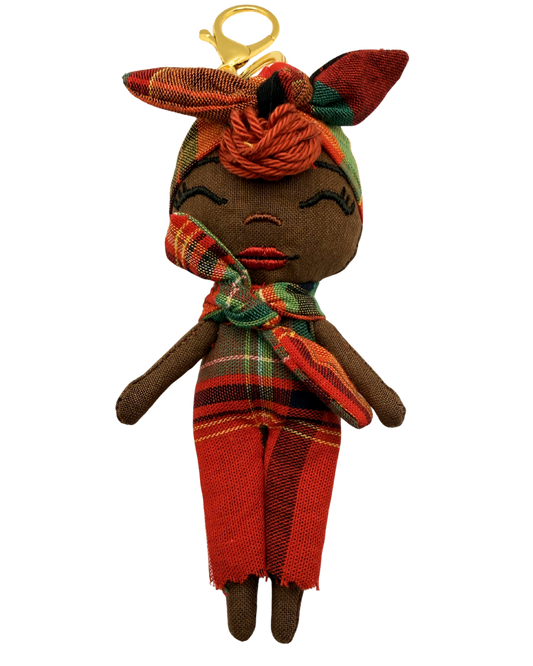 Douclé 77 – La poupée porte-clés faite main | Den Baya