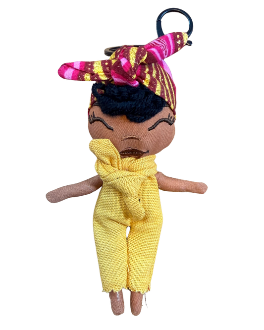Douclé 36 – La poupée porte-clés faite main | Den Baya