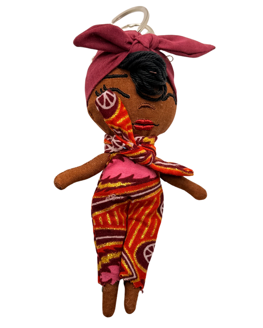 Douclé 25 – La poupée porte-clés faite main | Den Baya