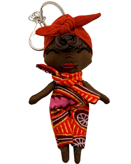 Douclé 26 – La poupée porte-clés faite main | Den Baya