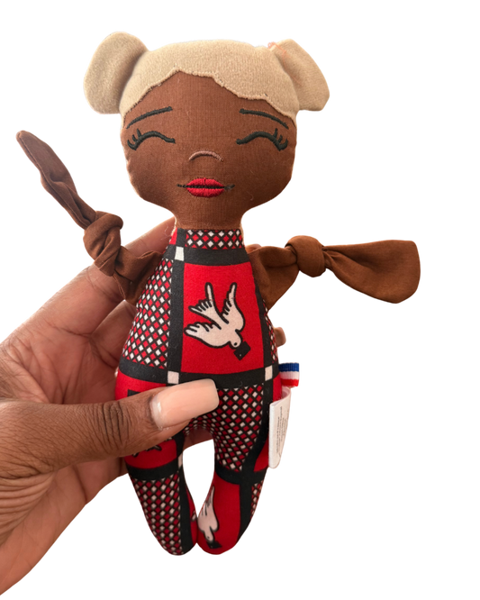 Doupée fille Naïa 20 cm - Doudou poupée - Prête à l'envoi 3 à 5 jours