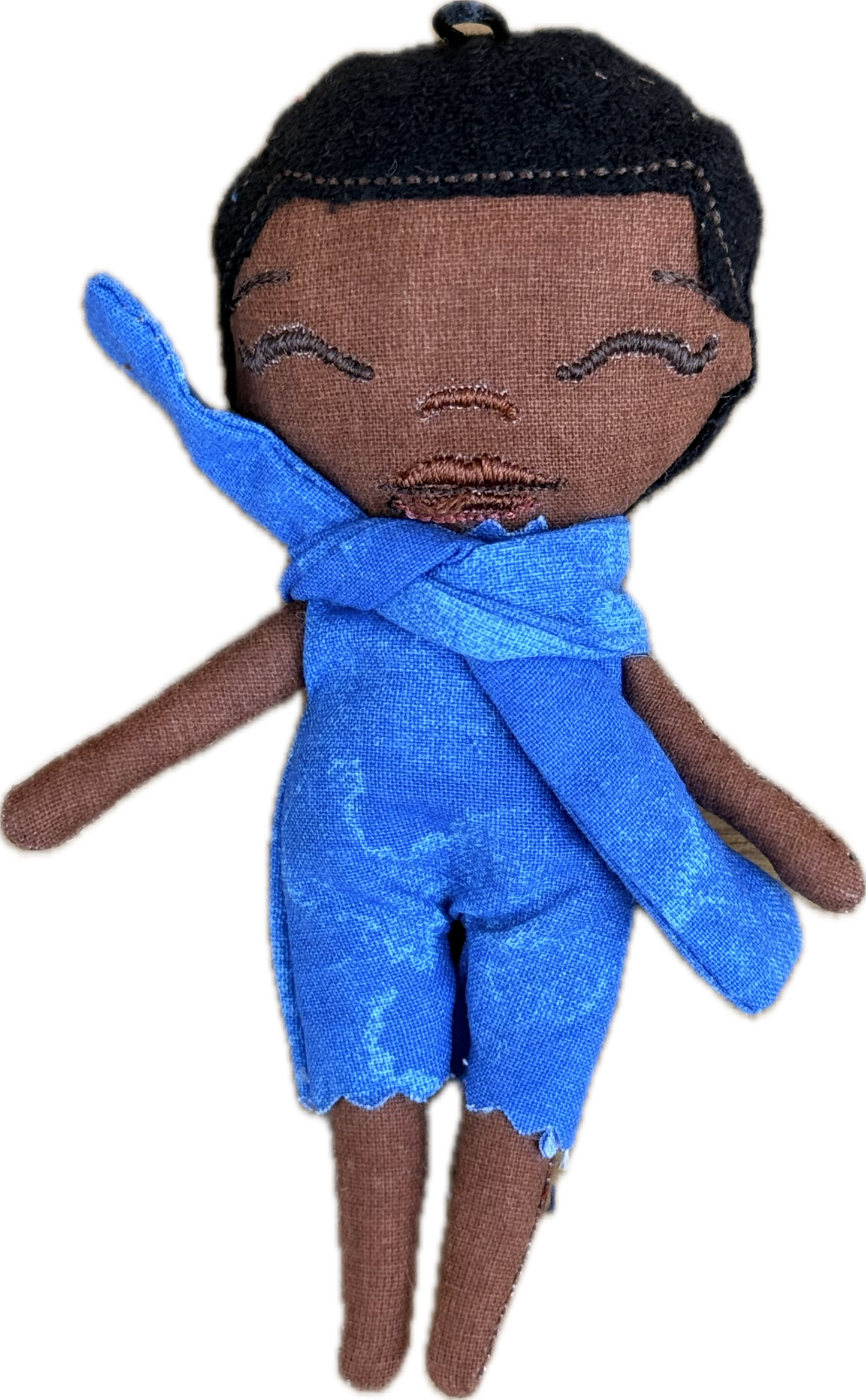 Douclé porte-clés poupée en tissu bleu, cheveux courts, teint caramel, fait main