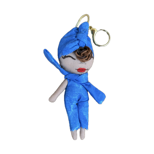 Douclé bleu ciel - Porte-clés poupée fait main - Pièce unique